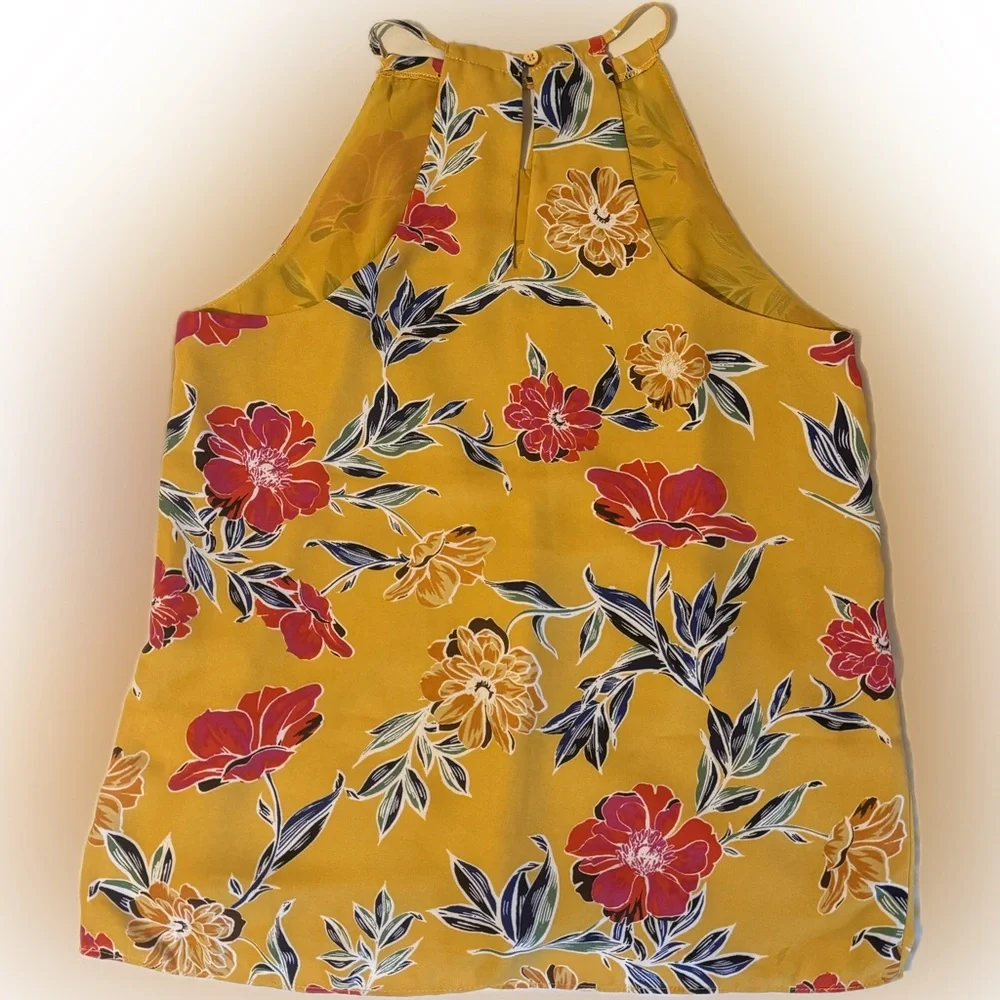 Perfectly Feminine Flowy Floral Halter Top in Yellow and Red Size XS - Picture 2 of 9